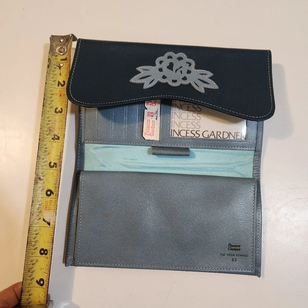 Princess Gardner Green cowhide Vintage Wallet